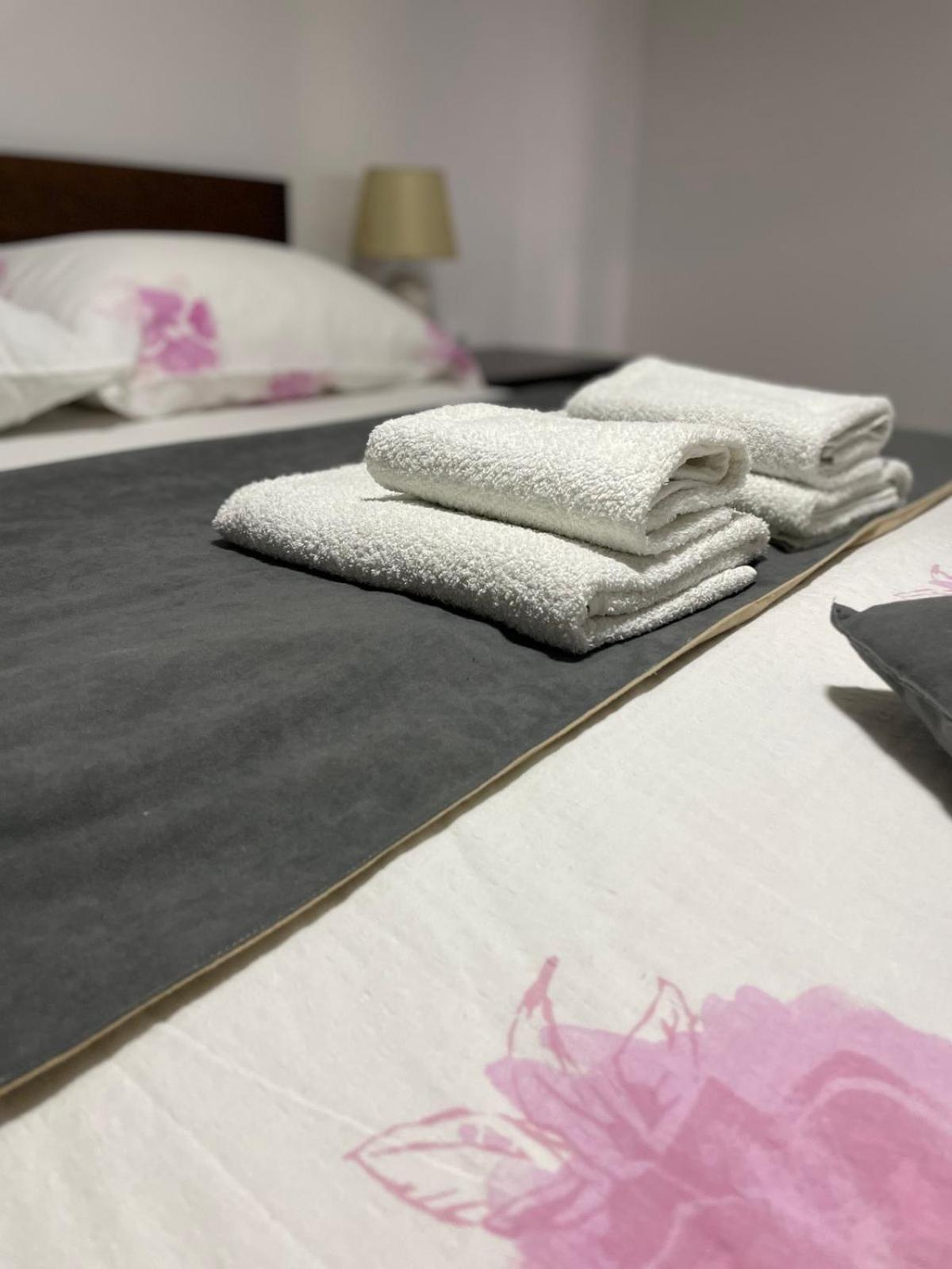 Apartmani Tarsko Jezero Zaovine Kültér fotó